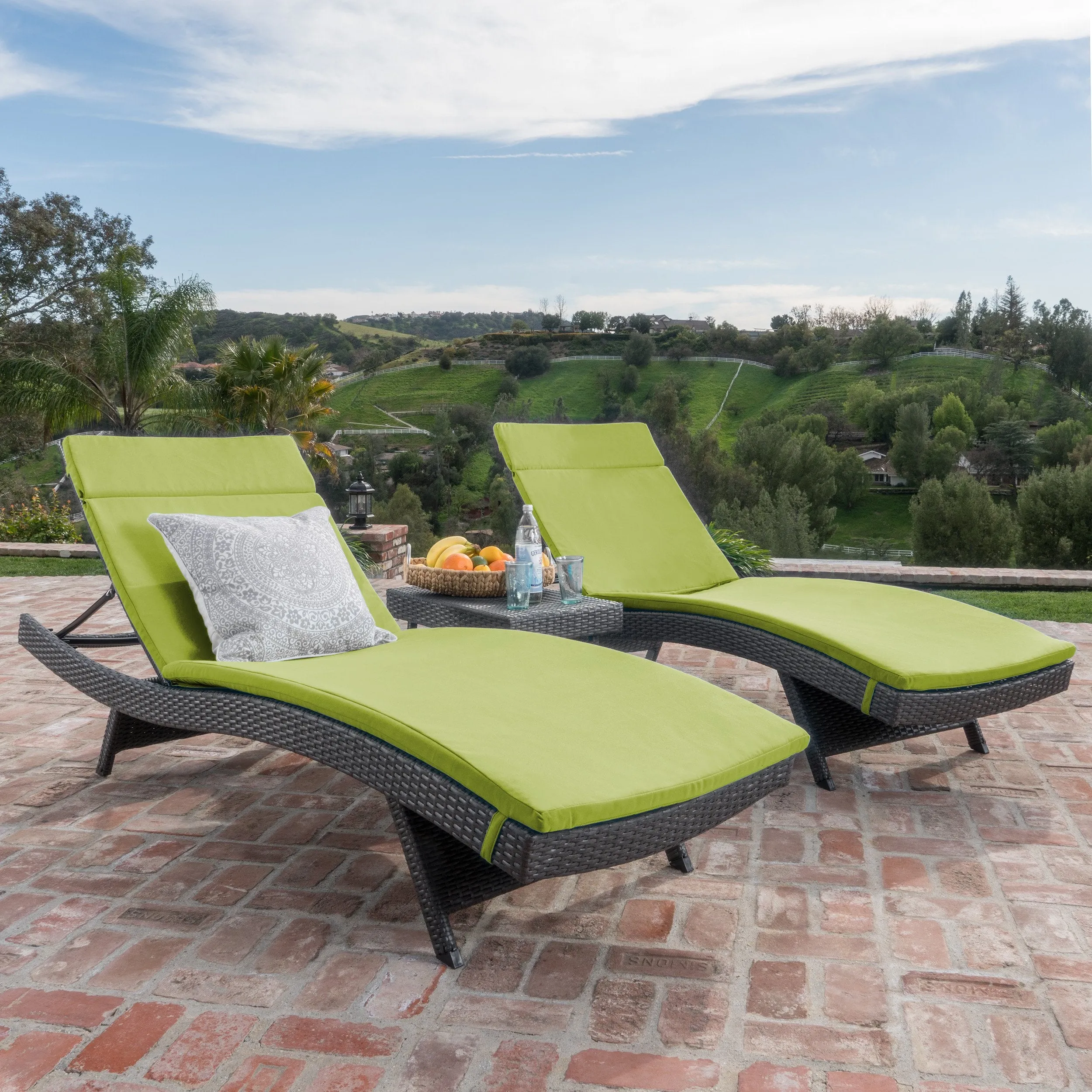 3pc Outdoor Wicker Chaise Lounge Chair & Table Set - NH190003